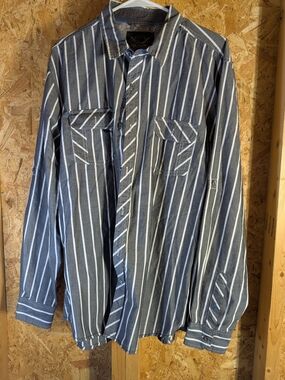 Men's Long-Sleeve Striped Shirt - Gray with White Stripes